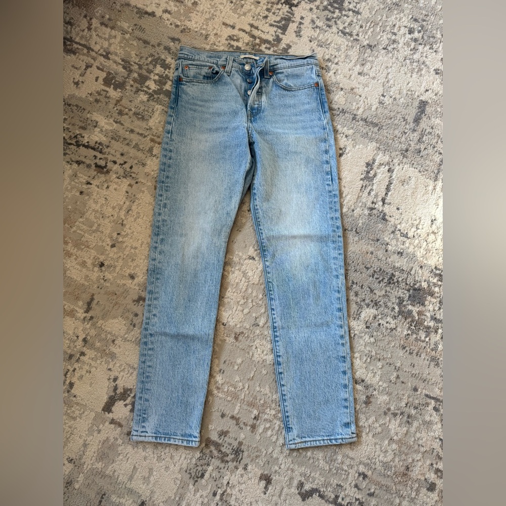 Levi's Wedgie
